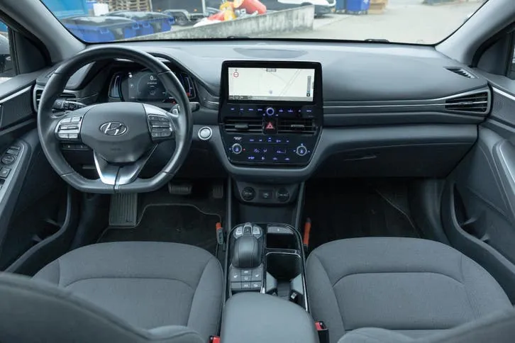 Hyundai Ioniq 2021 photo 2