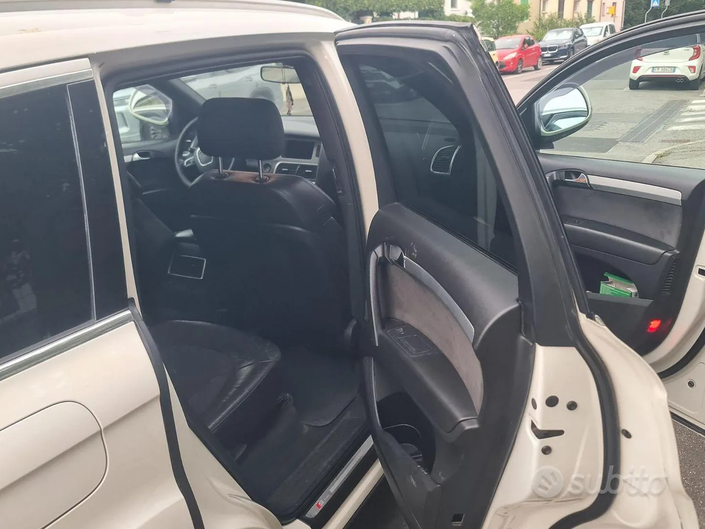Audi Q7 2008 photo 2