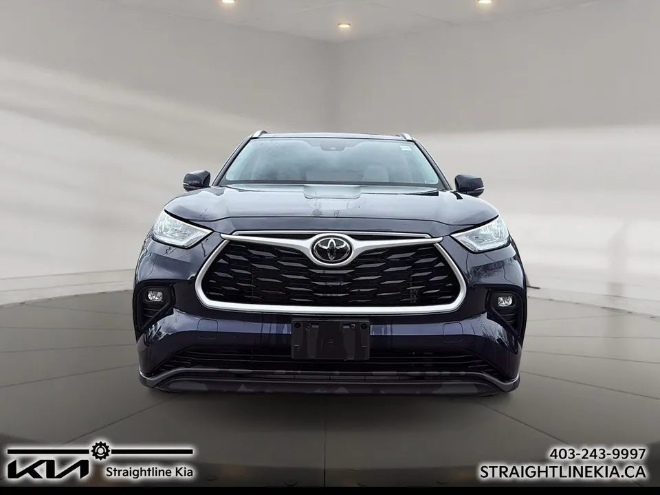Toyota Highlander 2021 photo 2