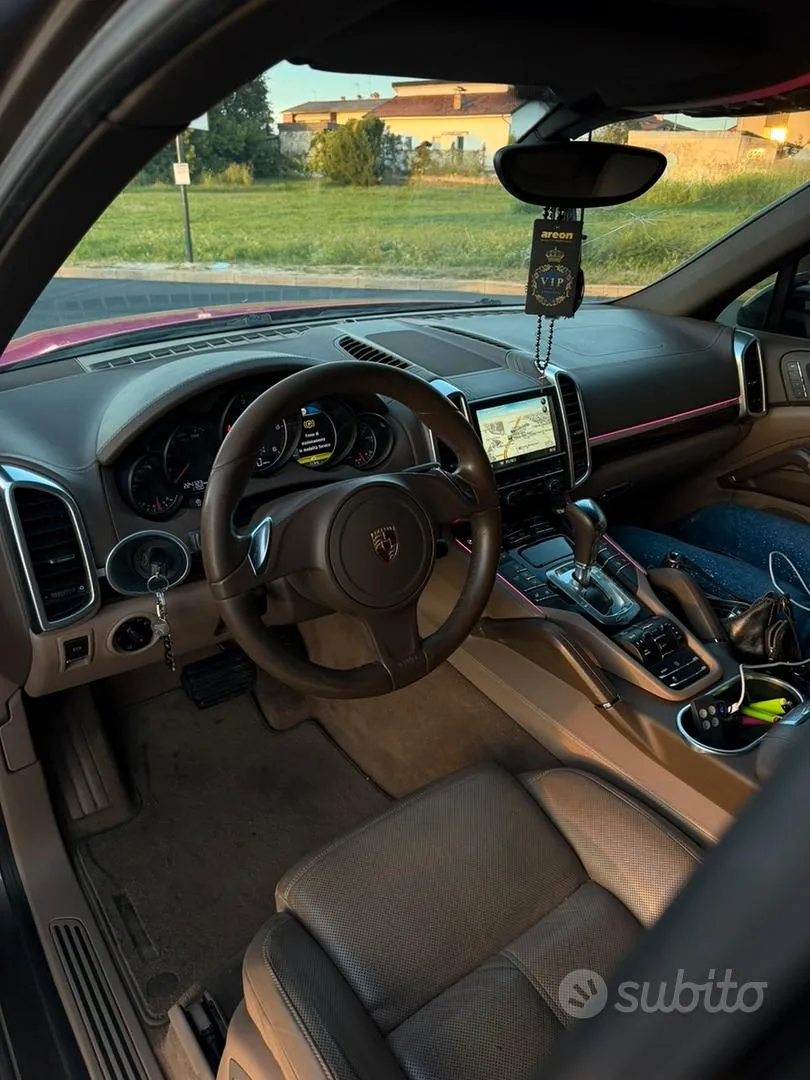 Porsche Cayenne 2013 photo 5