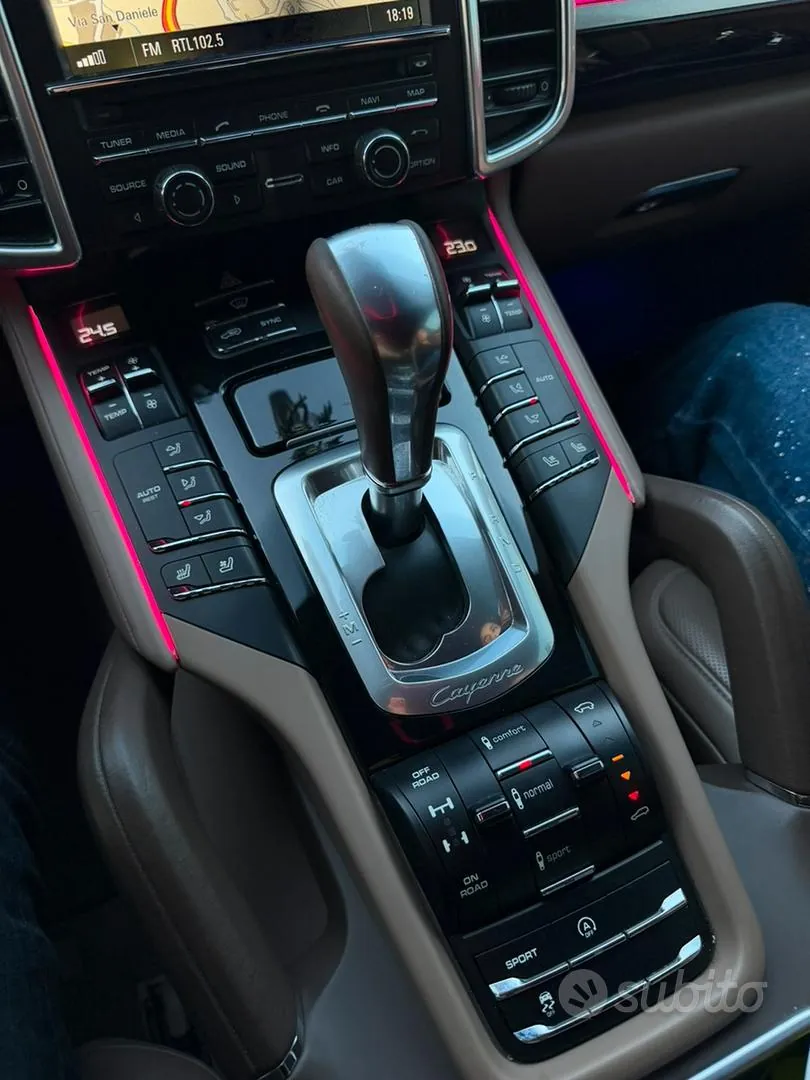 Porsche Cayenne 2013 photo 4