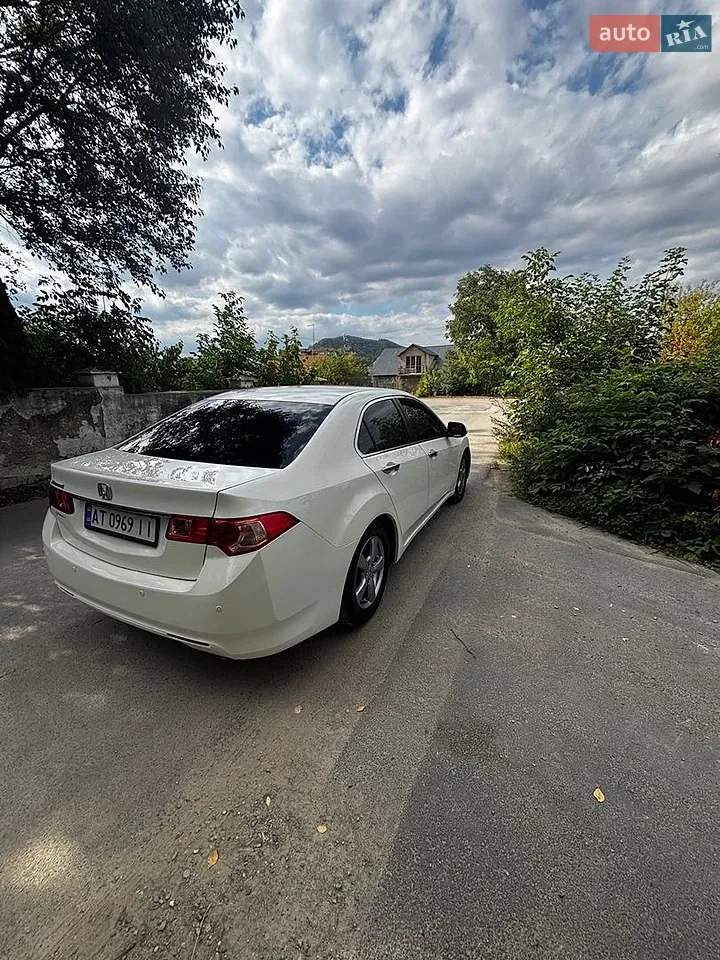 Honda Accord 2012 photo 4