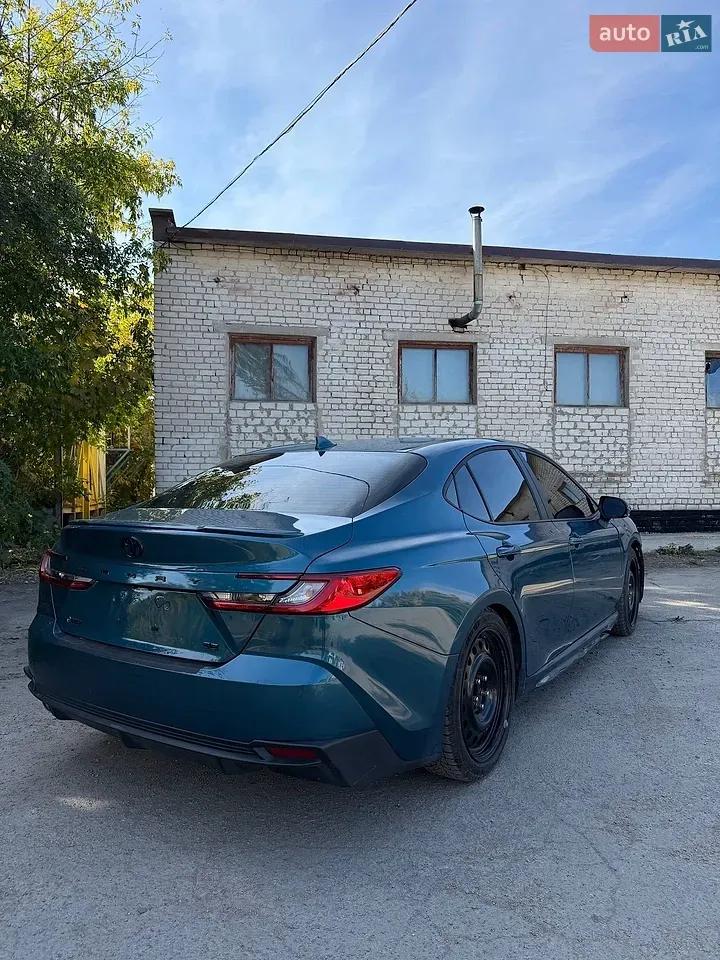 Toyota Camry 2025 photo 5