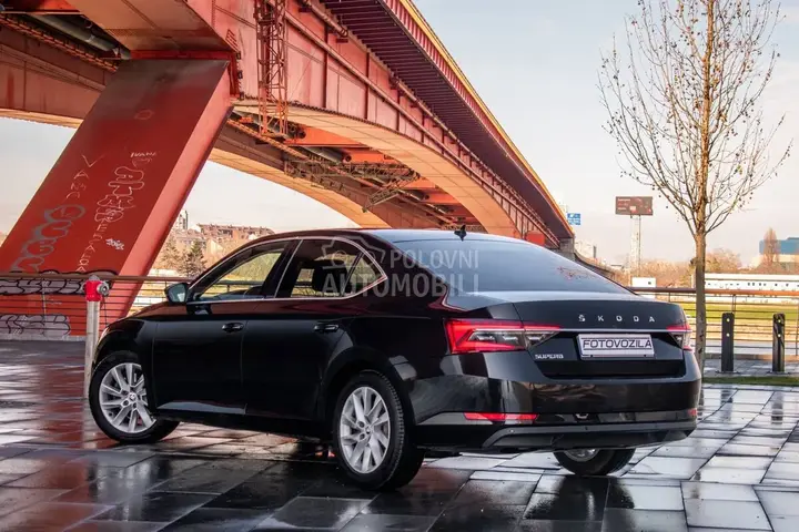 Skoda Superb 2020 photo 4