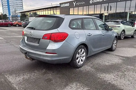 Opel Astra 2014 photo 4