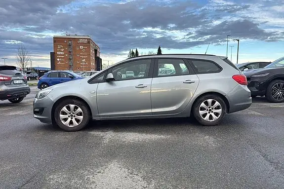 Opel Astra 2014 photo 2