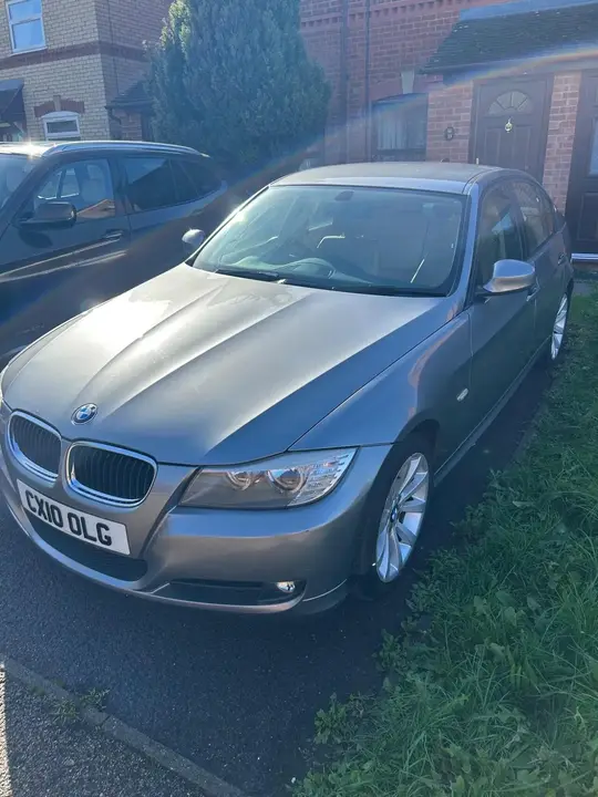 BMW 3 Series 2010 photo 5