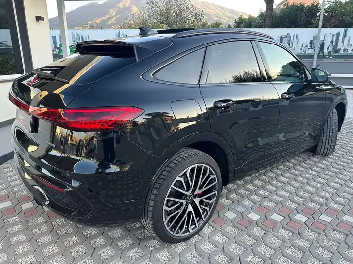 Audi Q5 2025 photo 4