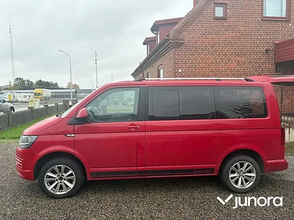 Volkswagen Caravelle 2016 photo 2