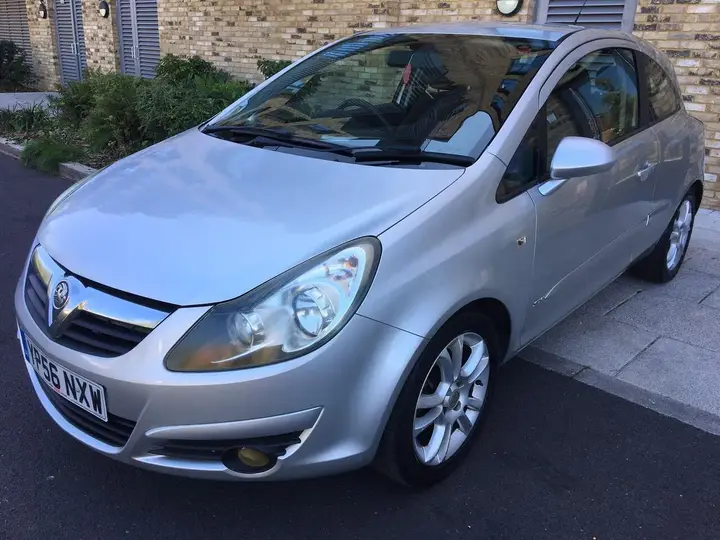 Vauxhall Corsa 2006 photo 3