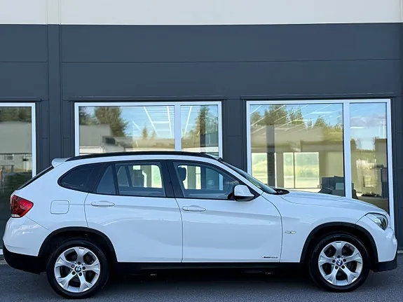 BMW X1 2011 photo 2