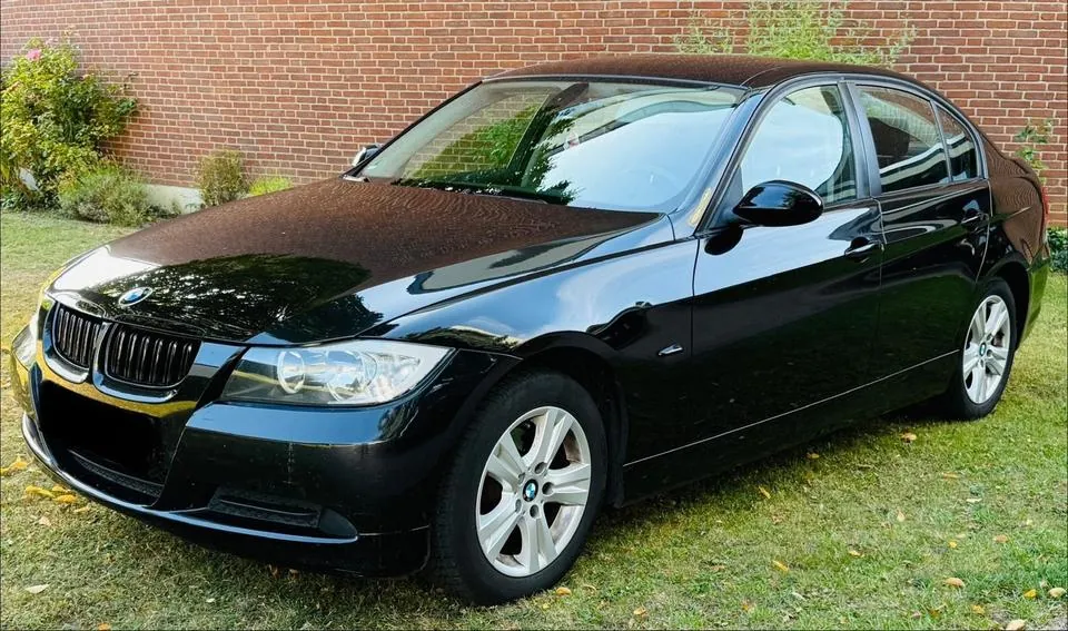 BMW 318I