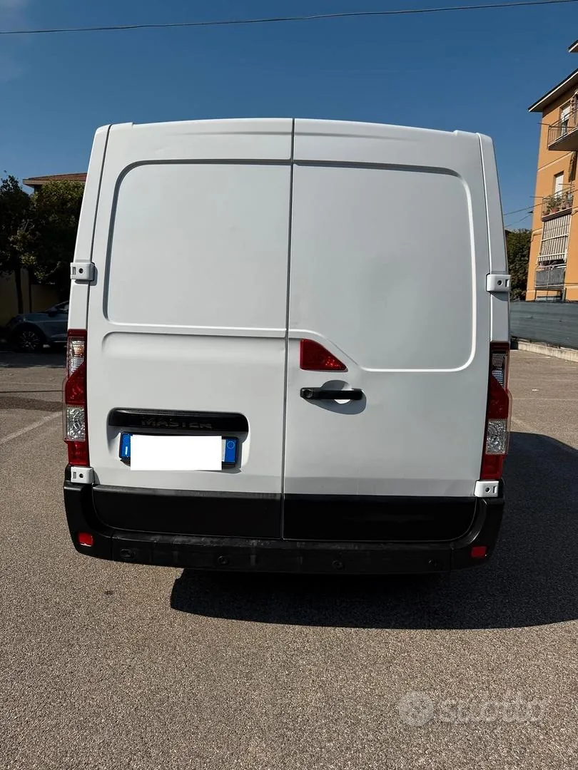 Renault Master 2021 photo 3