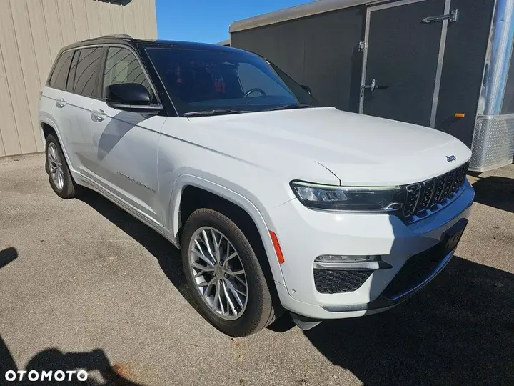 Jeep Grand Cherokee Summit