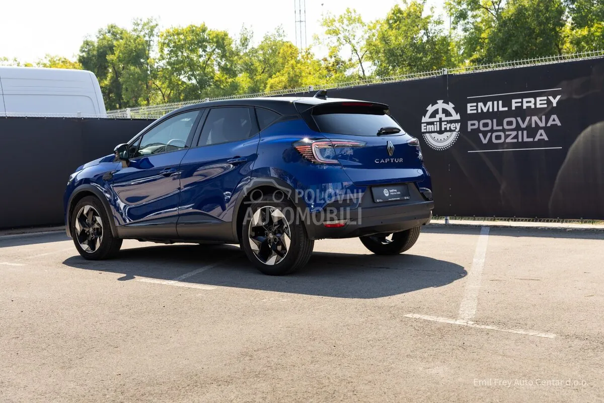 Renault Captur 2026 photo 3
