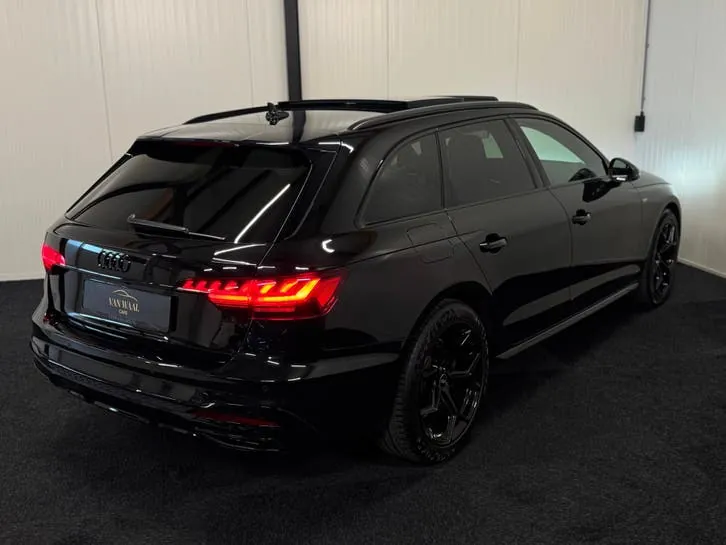 Audi A4 2022 photo 3