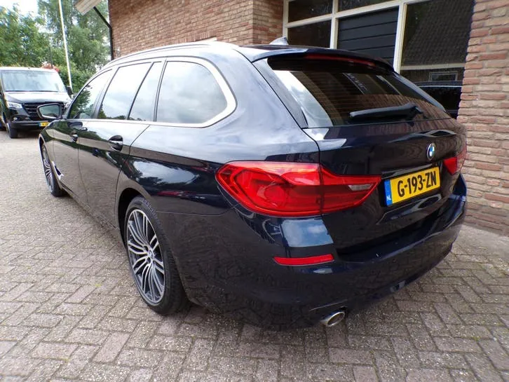 BMW 5-Serie 2020 photo 3