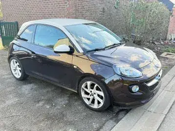 Opel Adam