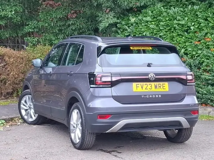 Volkswagen T-Cross 2023 photo 2