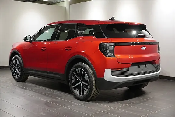 Ford Explorer 2026 photo 4