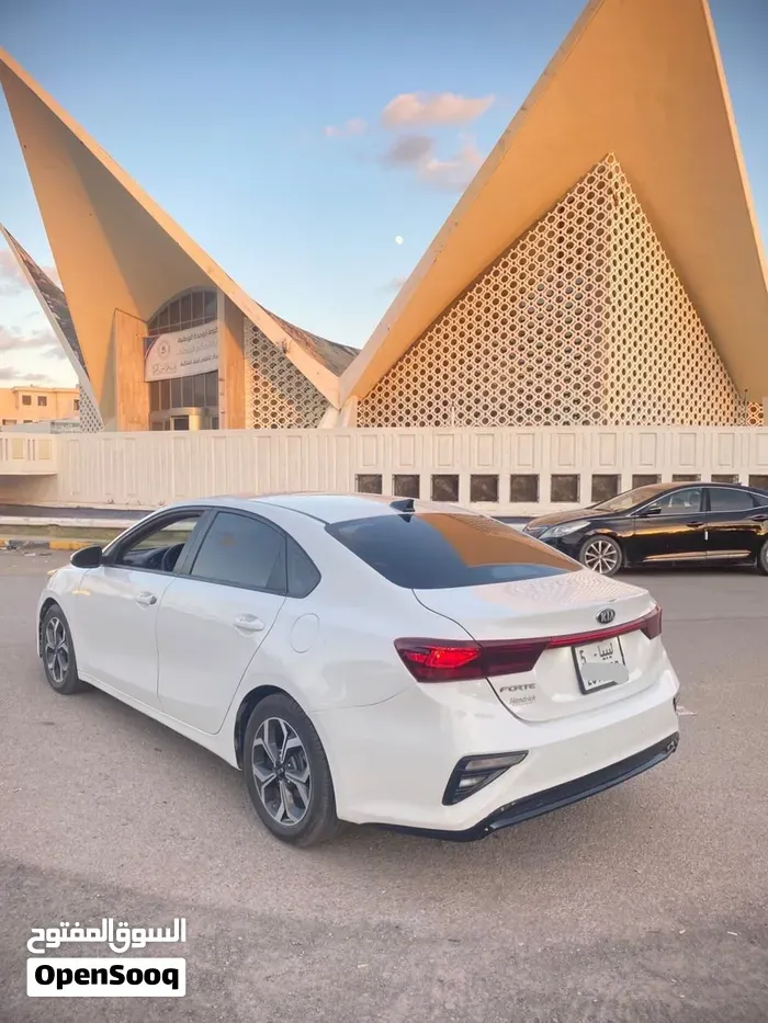 Kia Forte 2020 photo 3