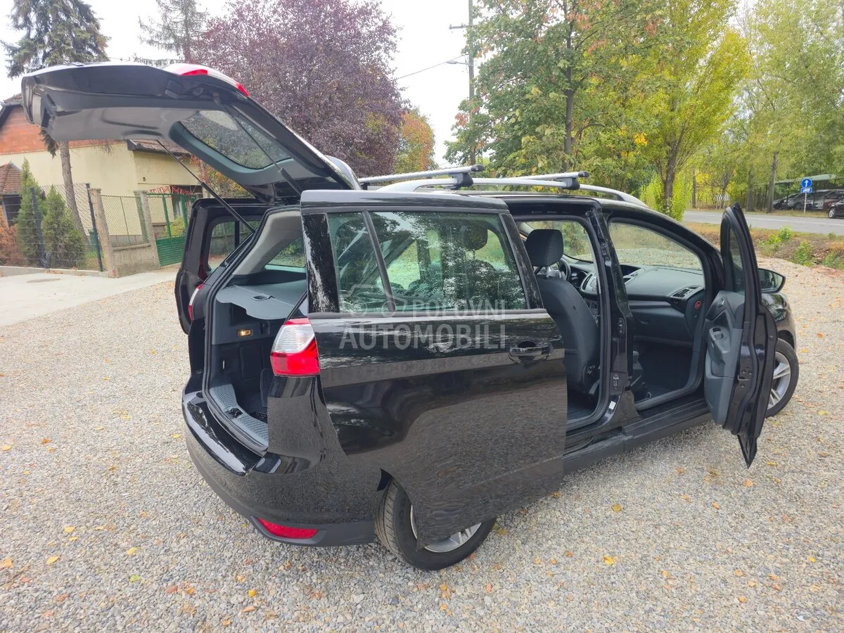 Ford C-Max 2013 photo 5