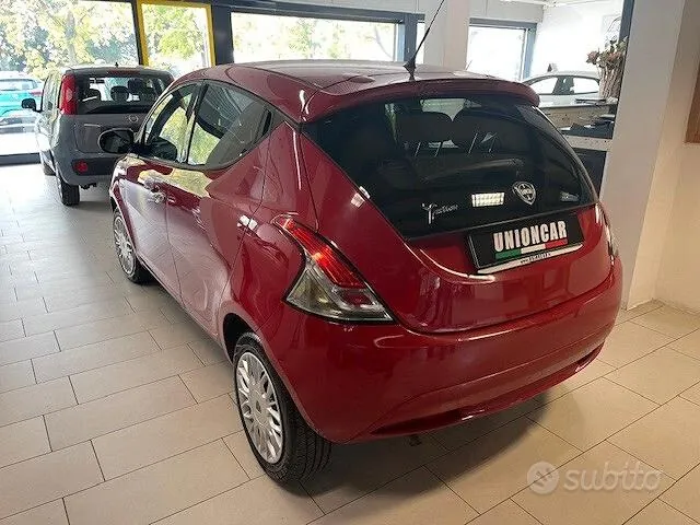 Lancia Ypsilon 2015 photo 4