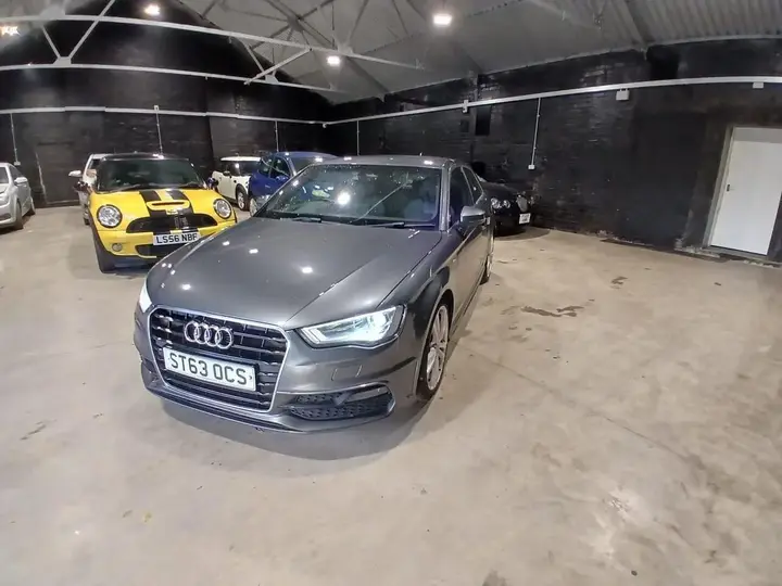 Audi A3 2014 photo 3