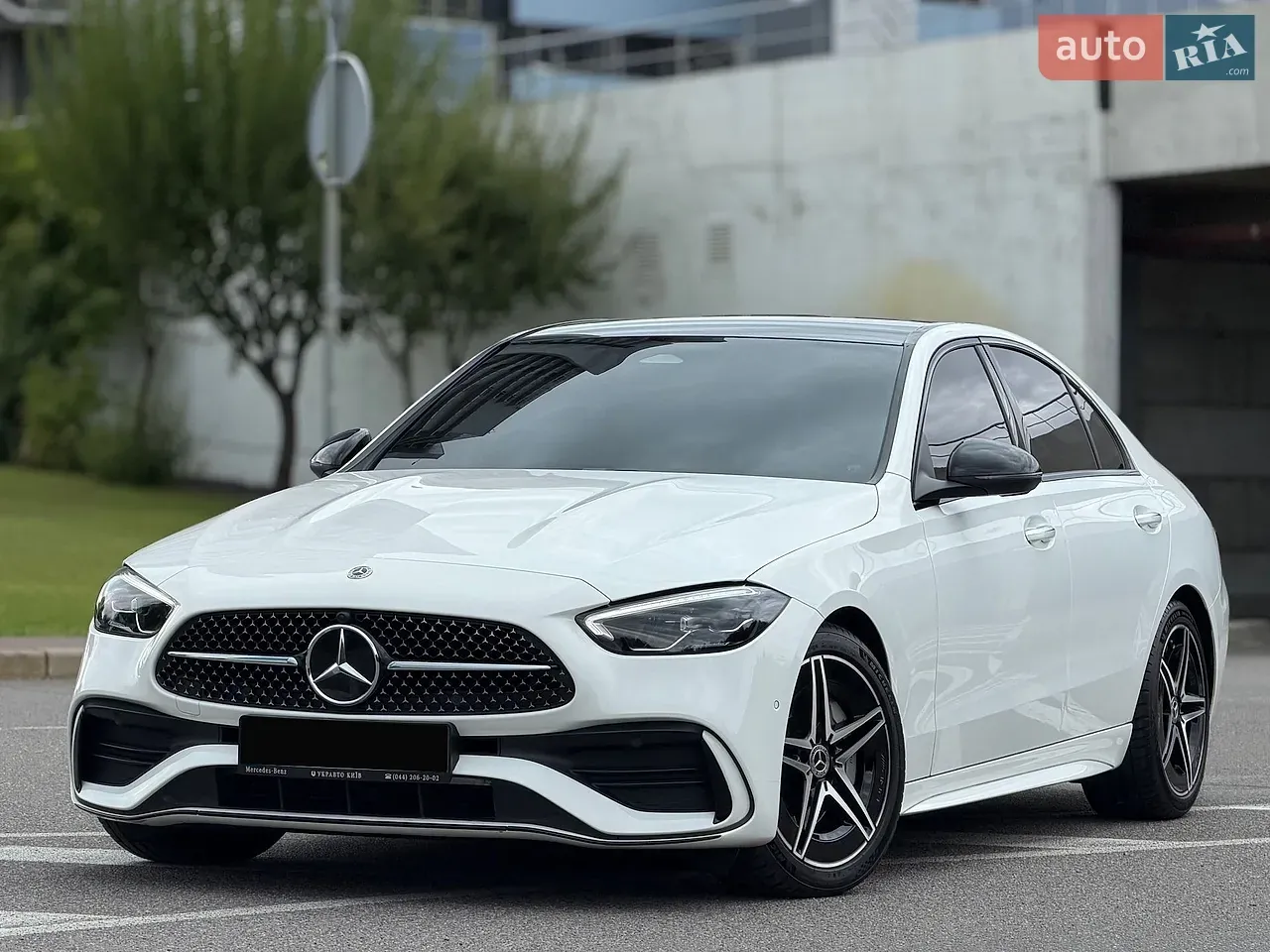 Mercedes-Benz C-Class 2023 photo 2