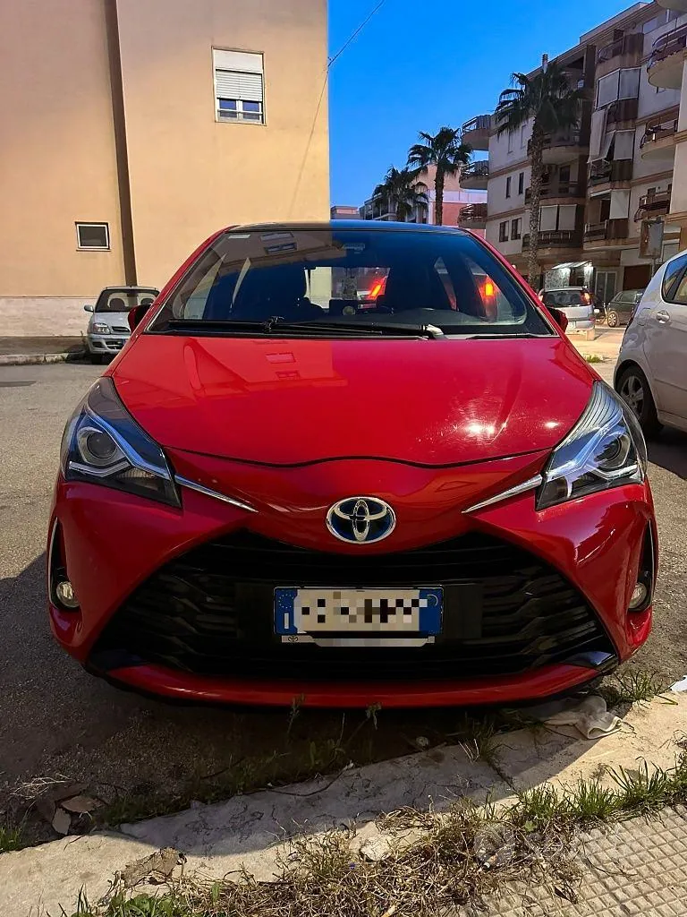 Toyota Yaris 2019 photo 2