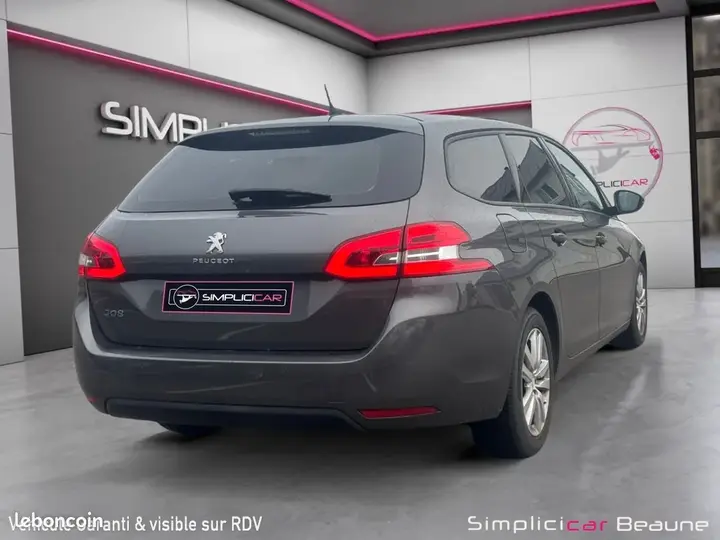Peugeot 308 2019 photo 3