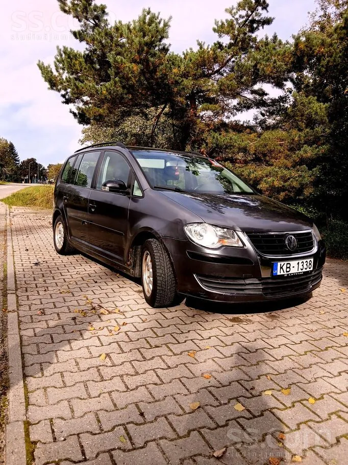 Volkswagen Touran 2006 photo 5