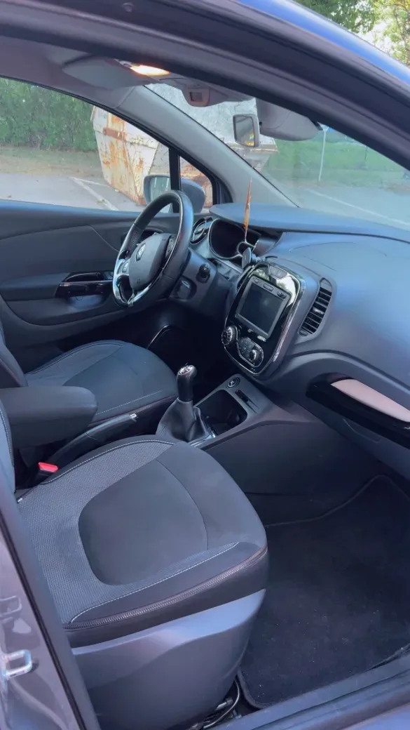 Renault Captur 2013 photo 2
