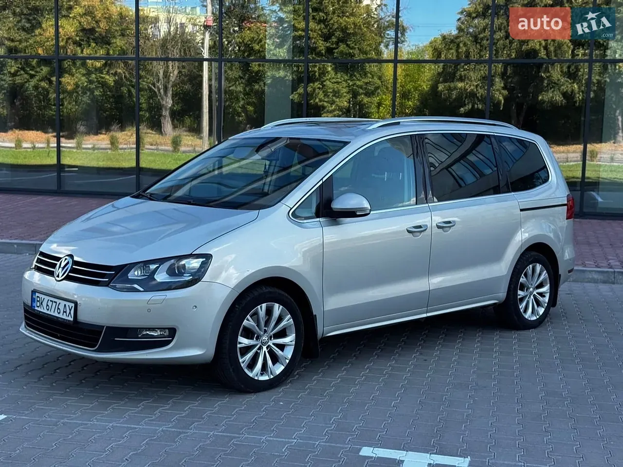 Volkswagen Sharan 2012 photo 5