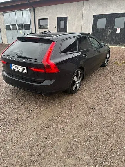 Volvo V90 2018 photo 2