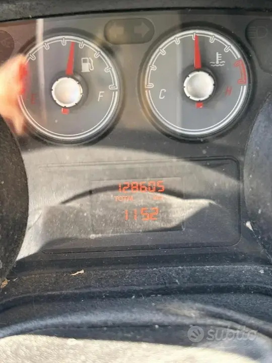 Fiat Punto Evo 2011 photo 5