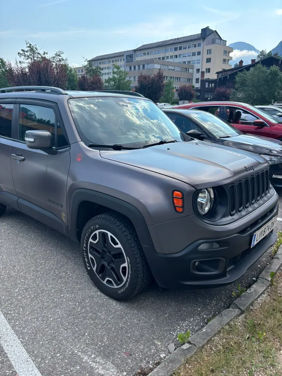 Jeep Renegade 2016 photo 2