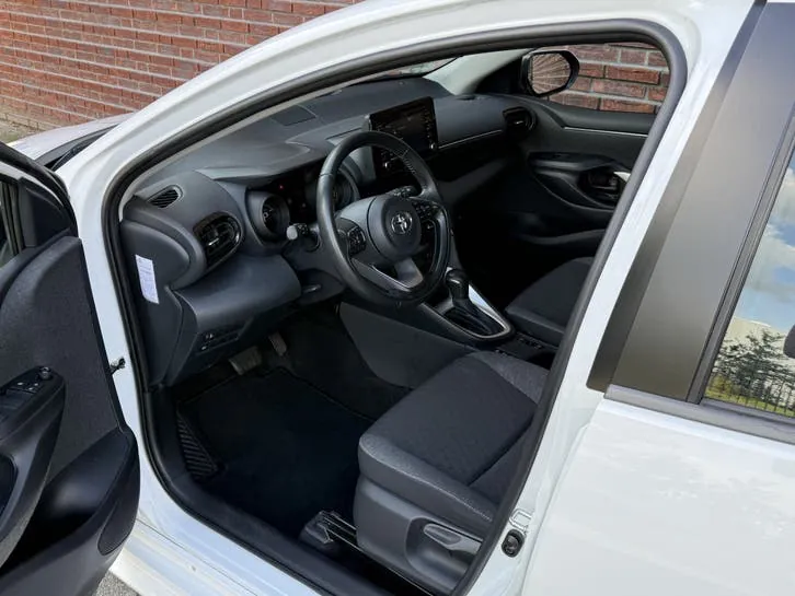 Toyota Yaris 2020 photo 3
