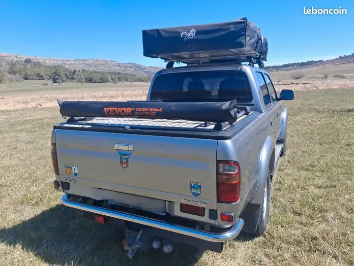 Toyota Hilux 2005 photo 3