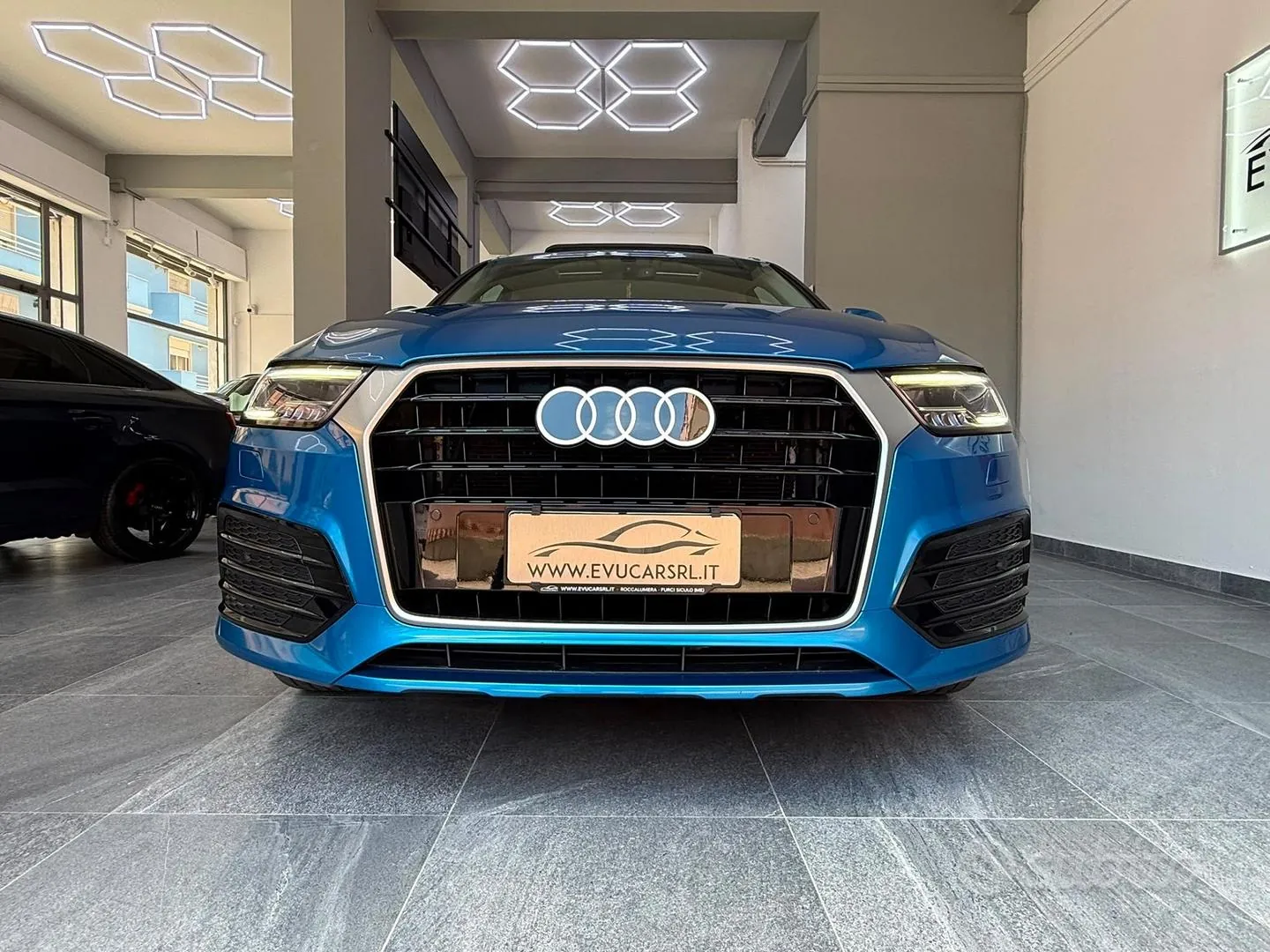 Audi Q3 2019 photo 3