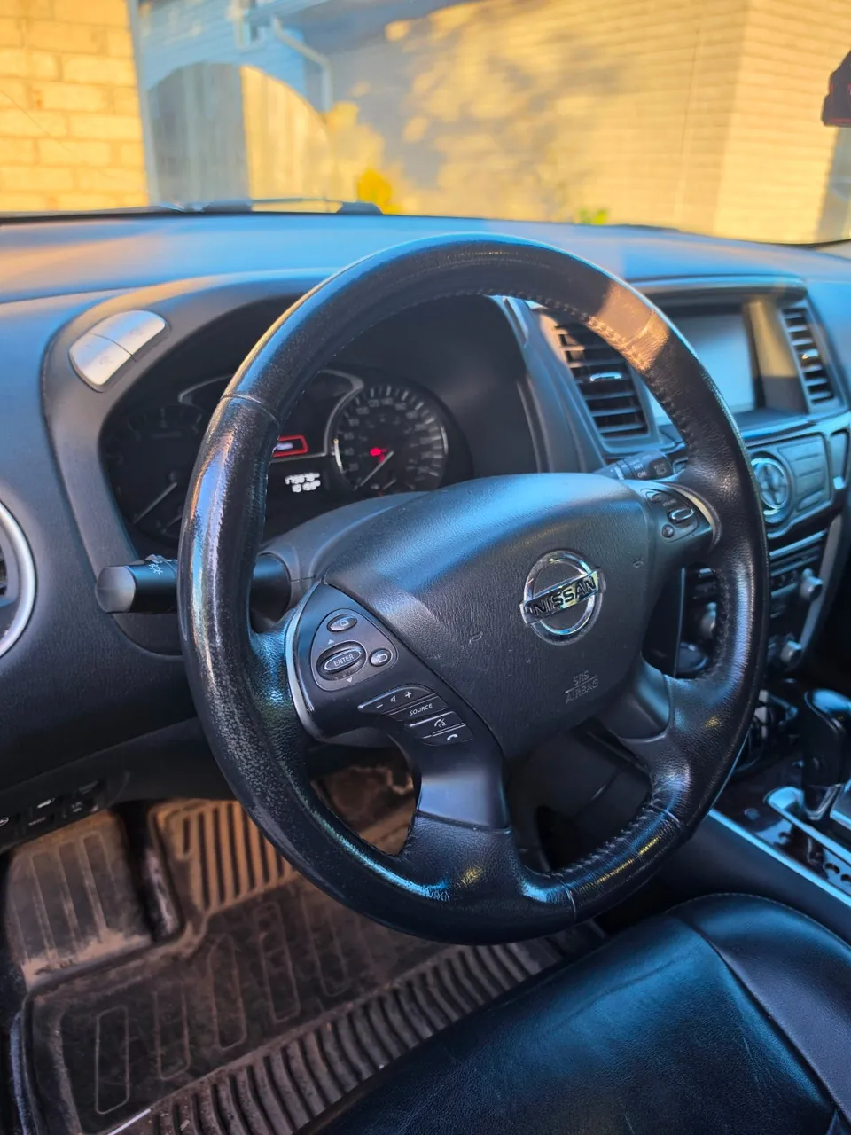 Nissan Pathfinder 2014 photo 5