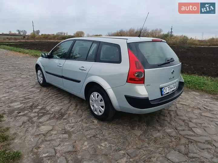 Renault Megane 2004 photo 4