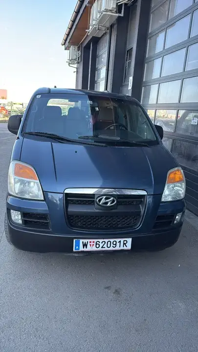 Hyundai Starex 2006 photo 2