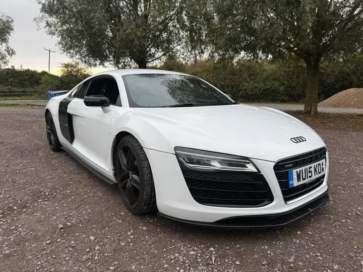 Audi R8 2015 photo 3