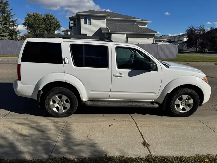 Nissan Pathfinder 2008 photo 5