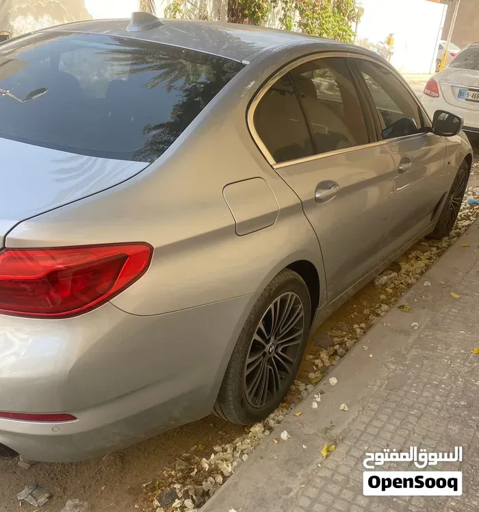 BMW 5 Series 2019 photo 4