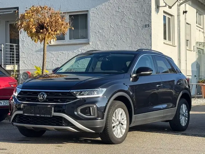 Volkswagen T-Roc Life