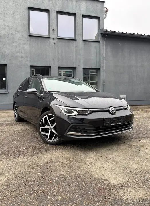 Volkswagen Golf 8 2021 photo 3