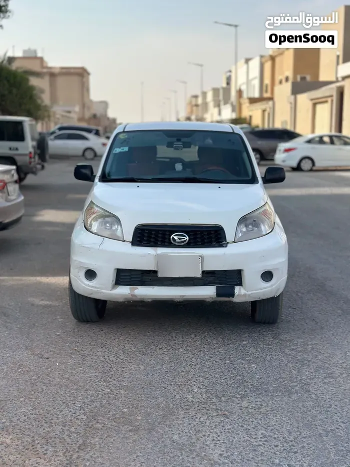 Daihatsu Terios 2012 photo 2