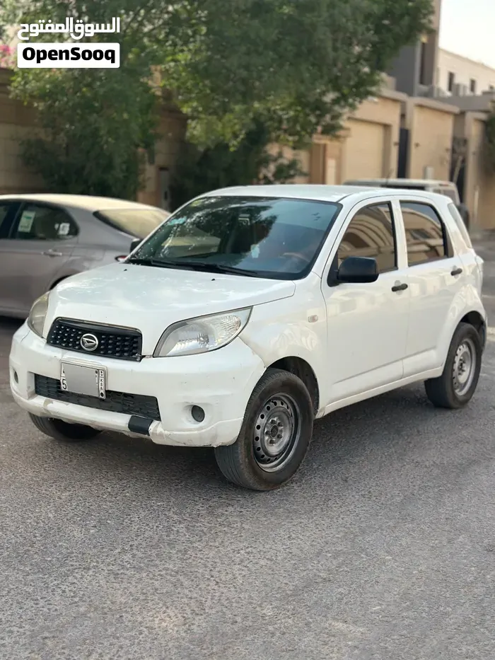 Daihatsu Terios 2012 photo 4